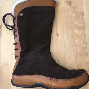 The North Face brown suede women’s snow boots